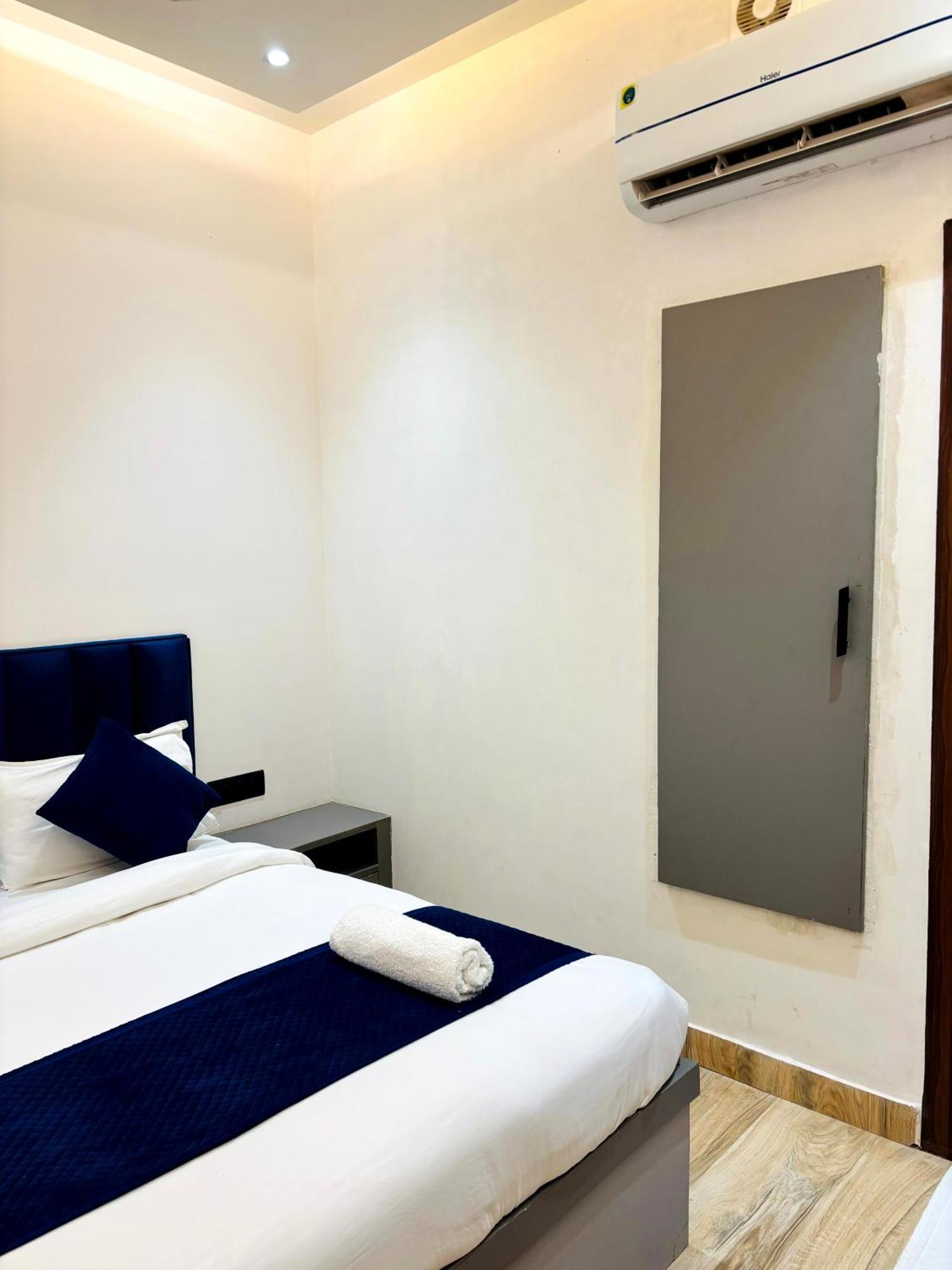 Hotel Taj Way By Jyoti Villa Agra  Buitenkant foto