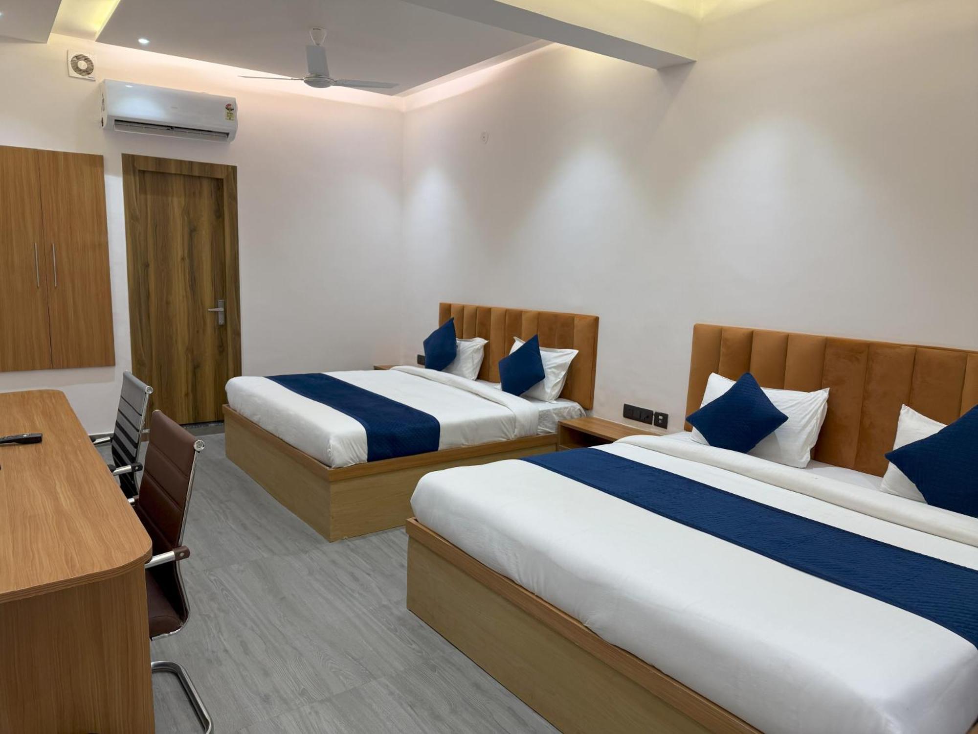 Hotel Taj Way By Jyoti Villa Agra  Buitenkant foto