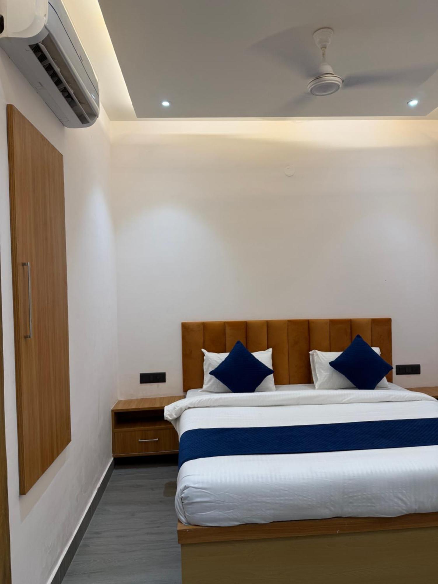 Hotel Taj Way By Jyoti Villa Agra  Buitenkant foto
